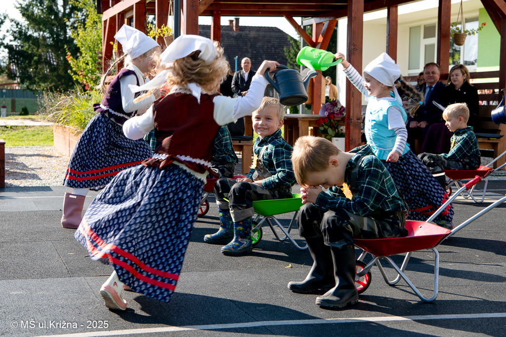 Číslo fotografie je DSC_0158