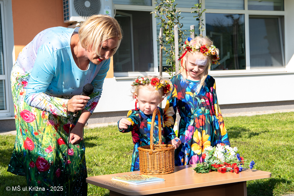 Číslo fotografie je DSC_0235