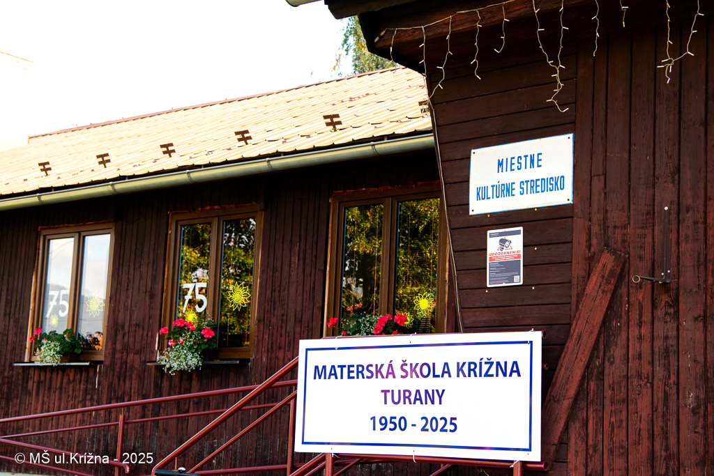 Číslo fotografie je DSC_0327