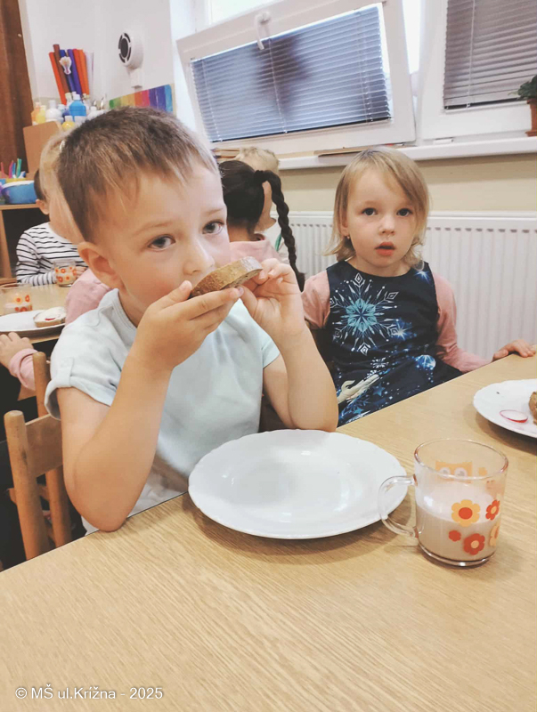 Číslo fotografie je 71BB78DF