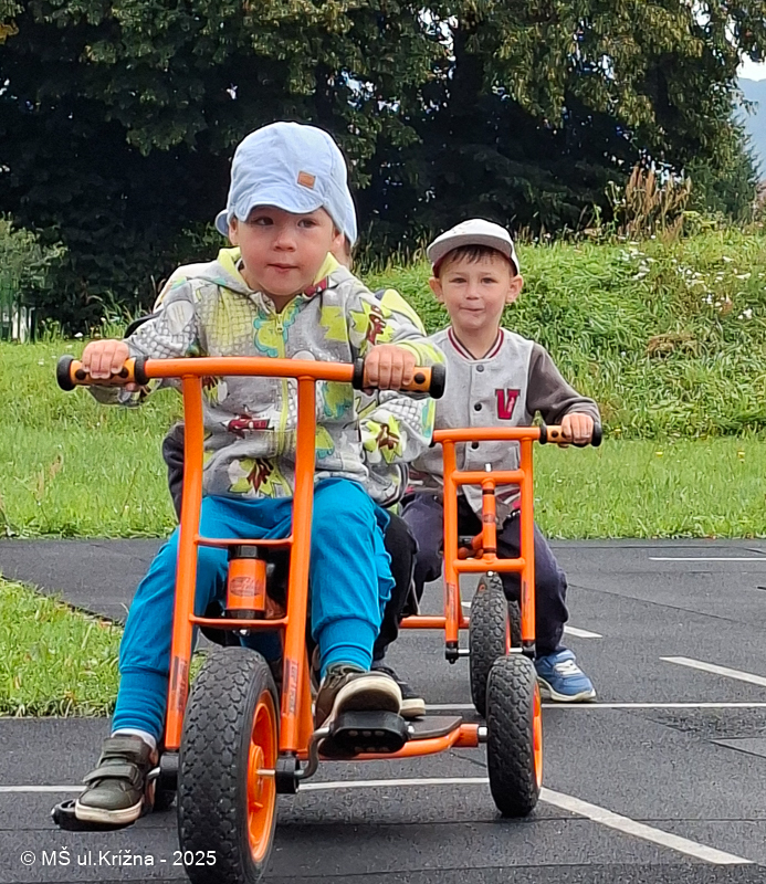 Číslo fotografie je 20250912_102754