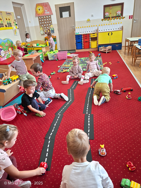 Číslo fotografie je 20250923_080440