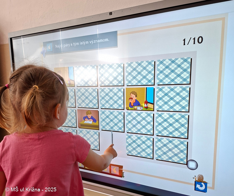 Číslo fotografie je 20250912_093353