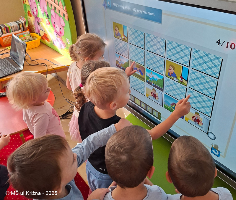 Číslo fotografie je 20250912_093518