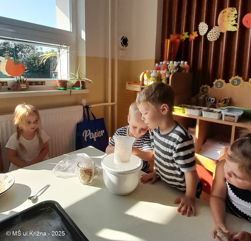 Číslo fotografie je 20250905_092010