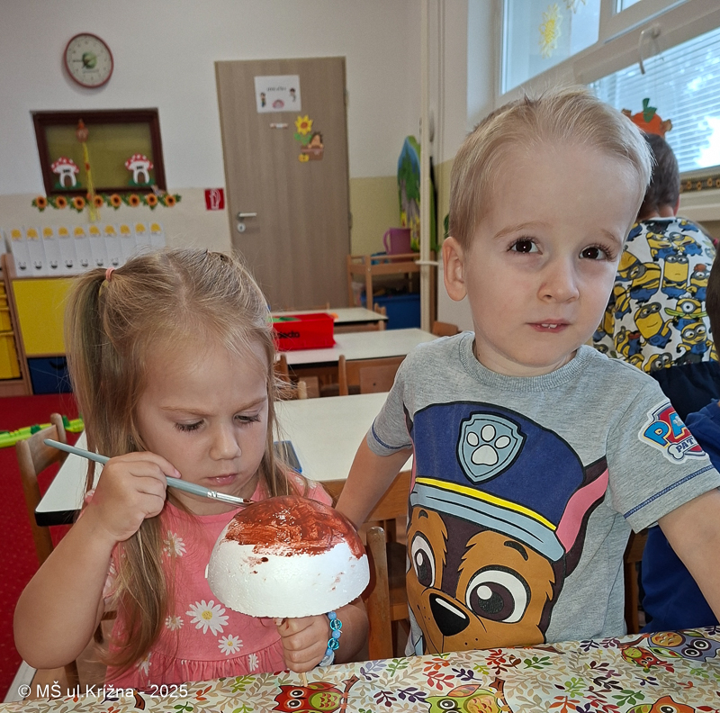 Číslo fotografie je 20250919_074311