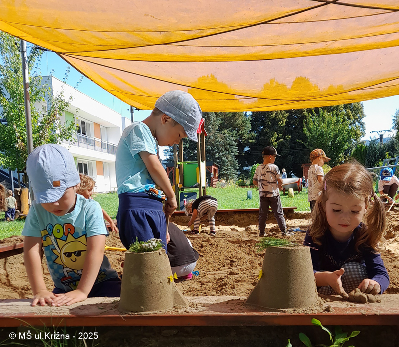 Číslo fotografie je 20250903_111112