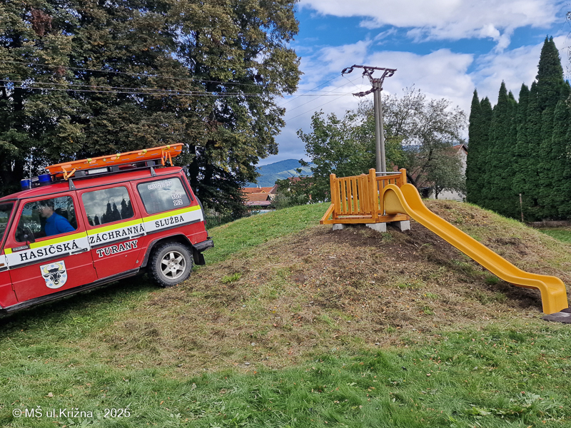 Číslo fotografie je 20250930_143046