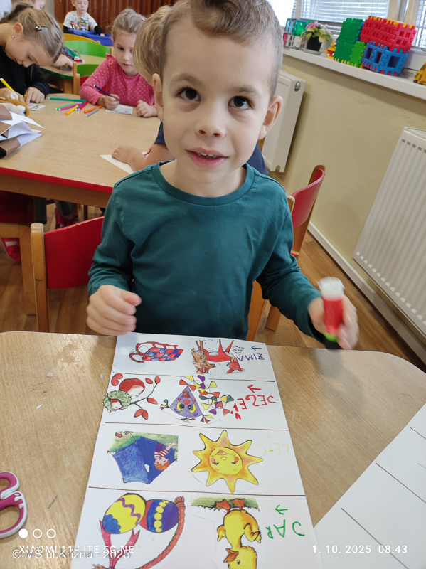 Číslo fotografie je IMG_20251001_084357